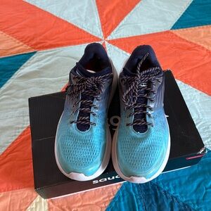 Saucony endorphin shift 3